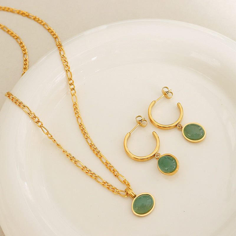 Natural Green Earrings